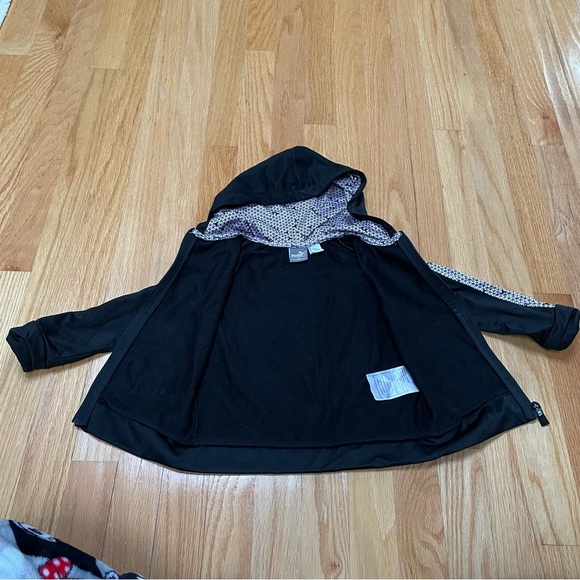 Puma light pink/black matching suit with zip up hooded top & thin leggings 24mos - Picture 13 of 13